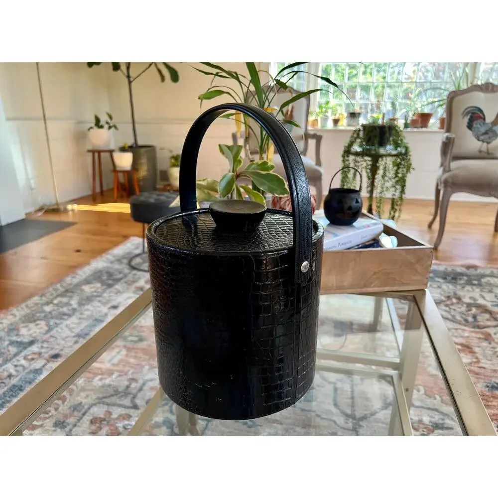 Vitnage Insulated Ice Bucket with Lid & Handle, Textured Reptile Black Barware